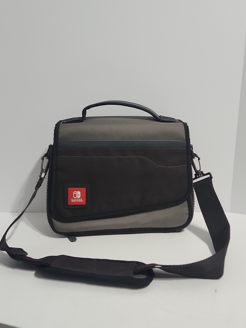 Nintendo Two-Tone Gray and Black Messenger Bag